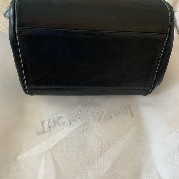 CHANEL Vintage Chocolate Bar Shoulder Bag Black & Cream Good Condition - Picture 6 of 14